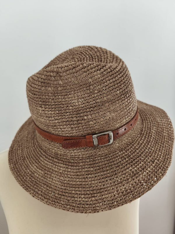 Chapeau en Raphia et Cuir de Zébu - modèle A