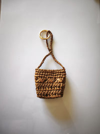 Bijou de sac en raphia naturel - Porte-clés artisanal | Modèle G