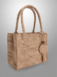 Petit Panier en Raphia – Détails Bois et Raphia