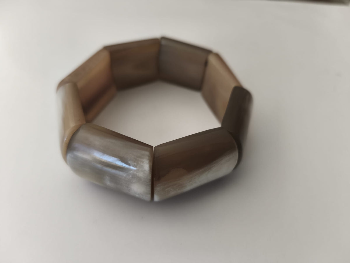 Bracelet en corne de zébu - modèle F