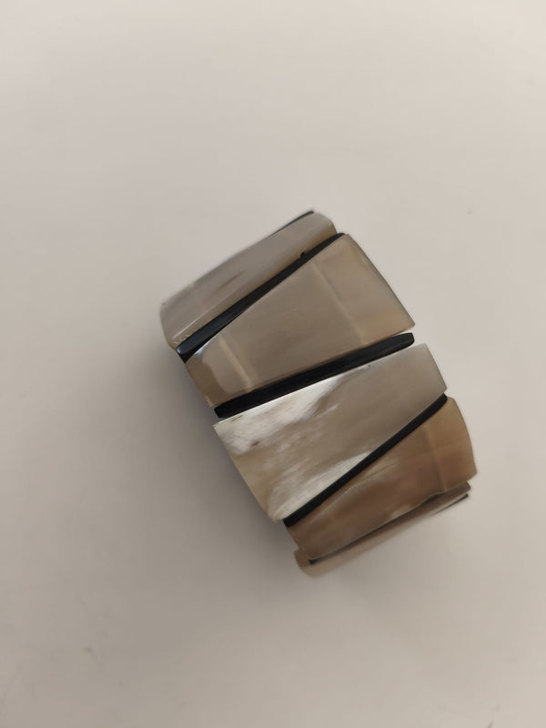 Bracelet en corne de zébu - modèle D